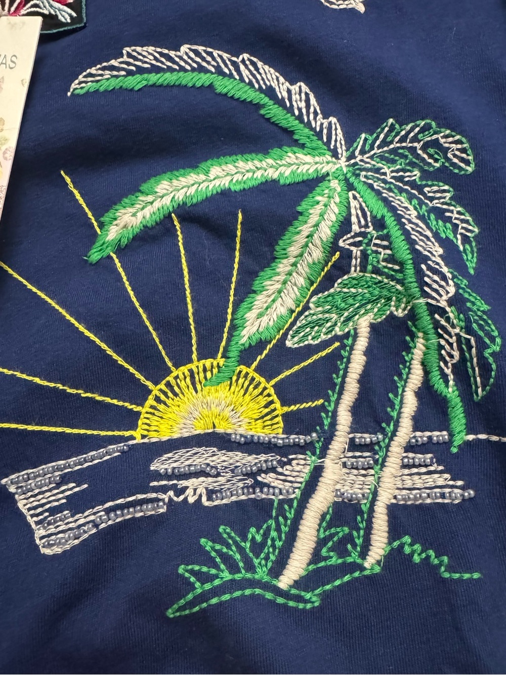 Johnny Was Navy Short Sleeve Travel Beach Scene Embroidered Tee - Picture 7 of 11